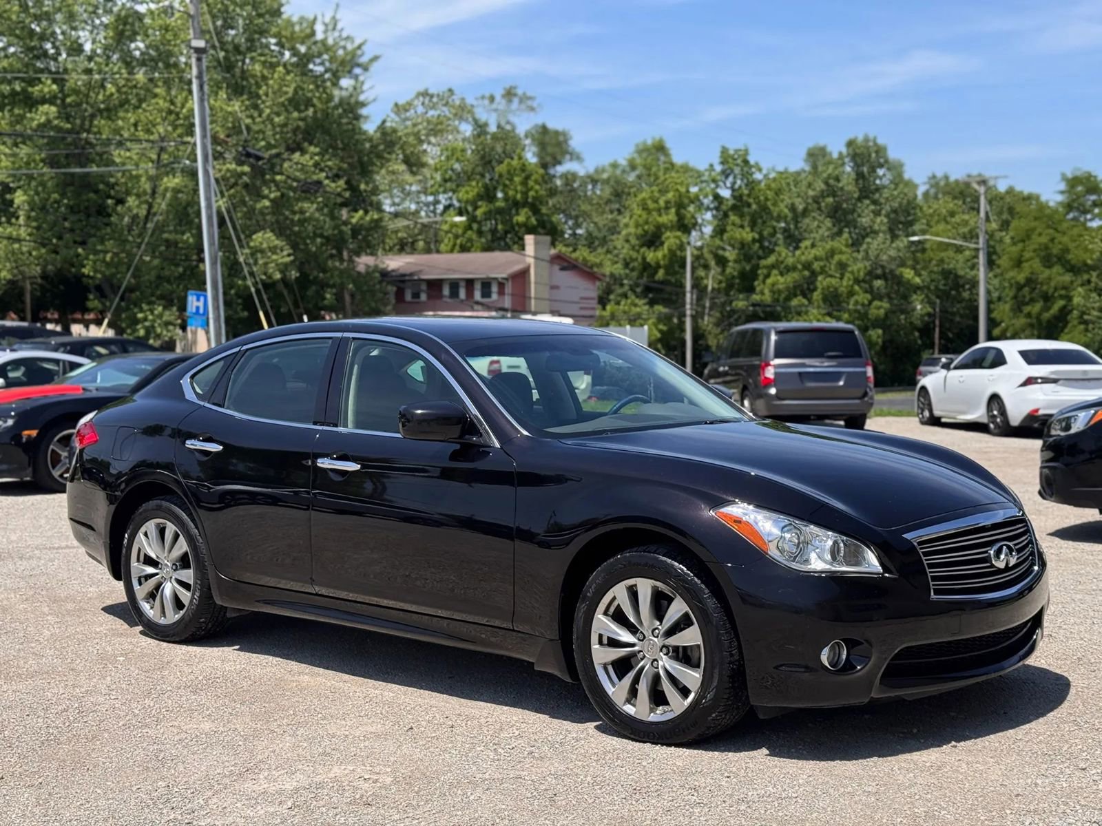 Used 2012 INFINITI M37 x w/ Deluxe Touring Pkg AWD/4WD image 7