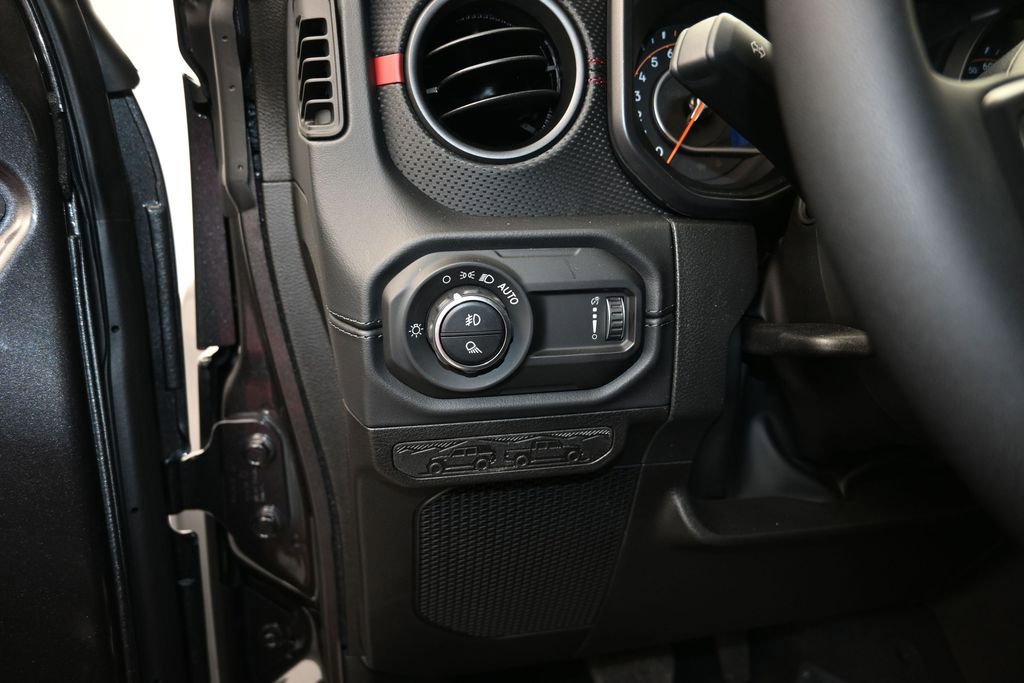 New 2026 Jeep Gladiator Rubicon AWD/4WD image 12
