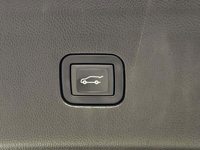 Used 2021 Buick Enclave Premium w/ Sun and Sites Package image 9