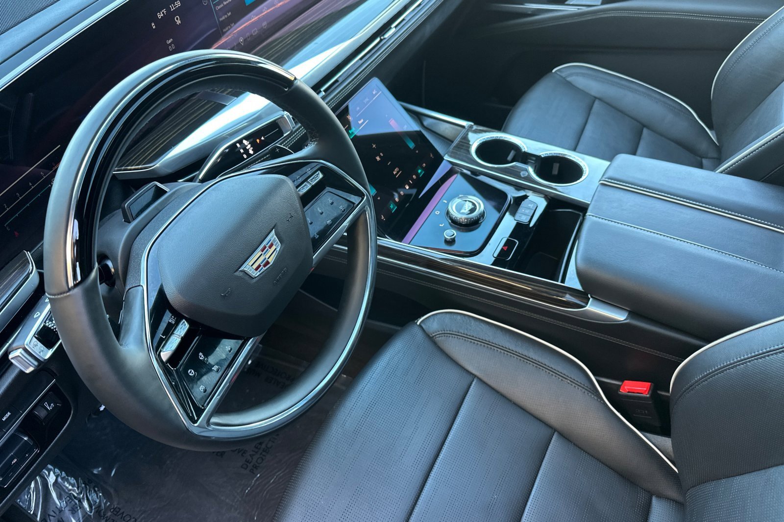 Used 2025 Cadillac Escalade Premium Luxury image 9