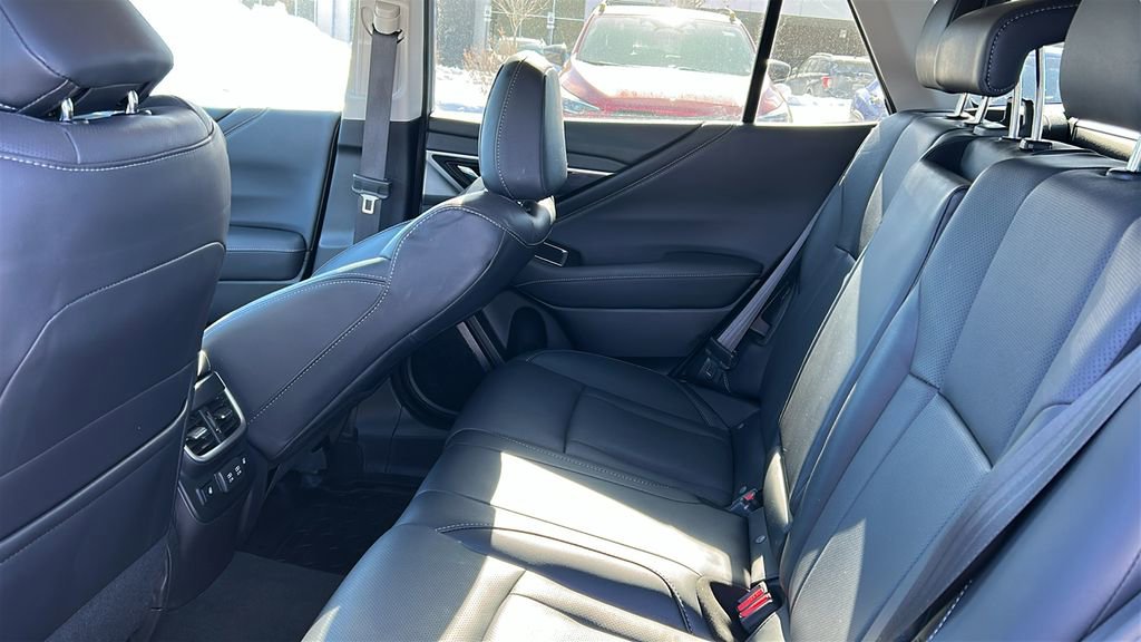 Used 2020 Subaru Outback Limited image 23