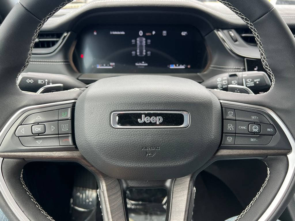 New 2026 Jeep Grand Cherokee Limited w/ Limited Altitude Package image 24