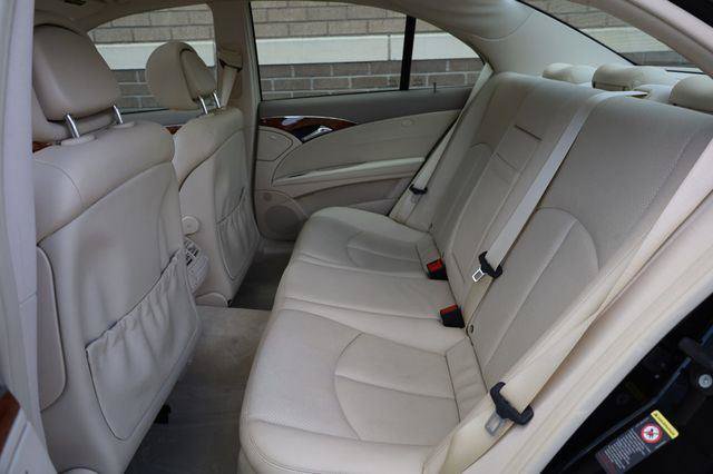 Used 2006 Mercedes-Benz E 350 4MATIC Sedan image 21
