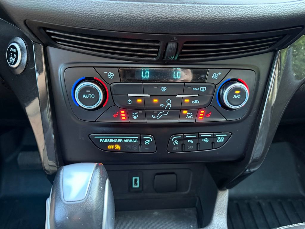 Used 2018 Ford Escape Titanium image 35