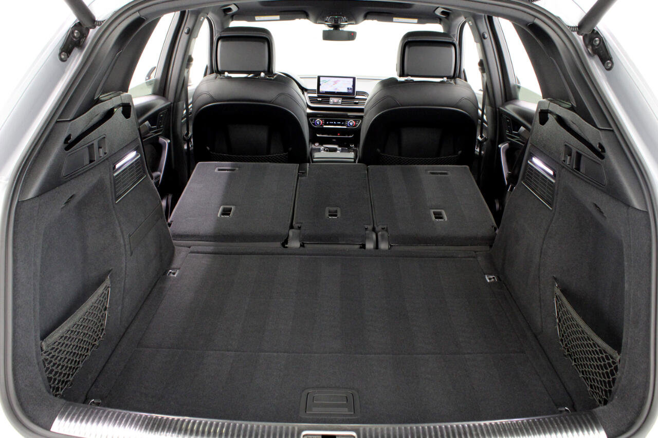 Used 2020 Audi SQ5 Premium Plus w/ Premium Plus Package image 72