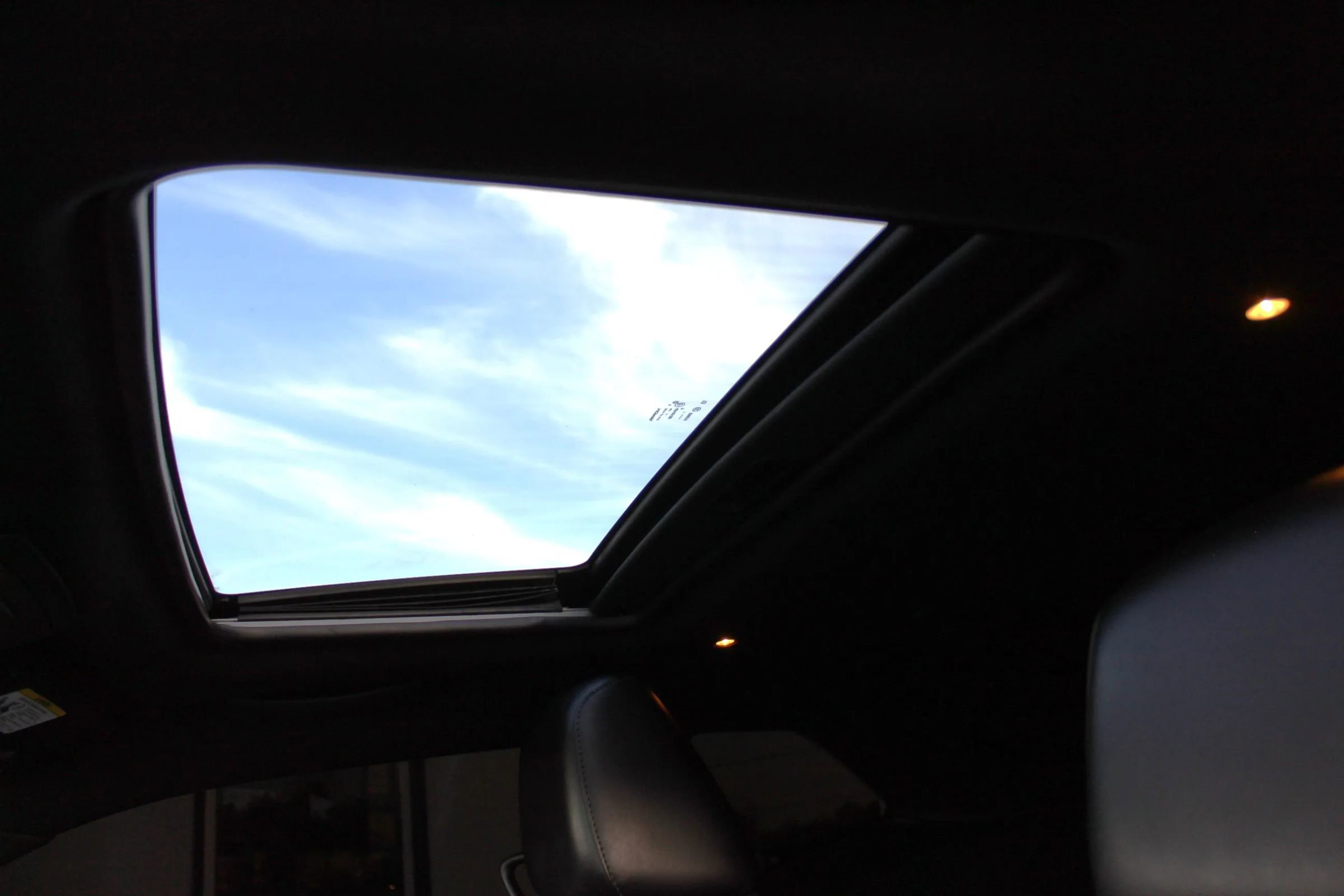 Used 2015 Dodge Challenger R/T Plus RWD image 14