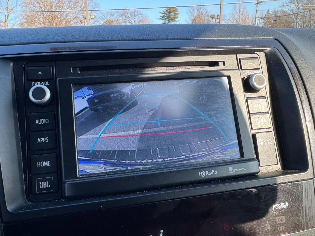 Used 2014 Toyota Sequoia Platinum image 25