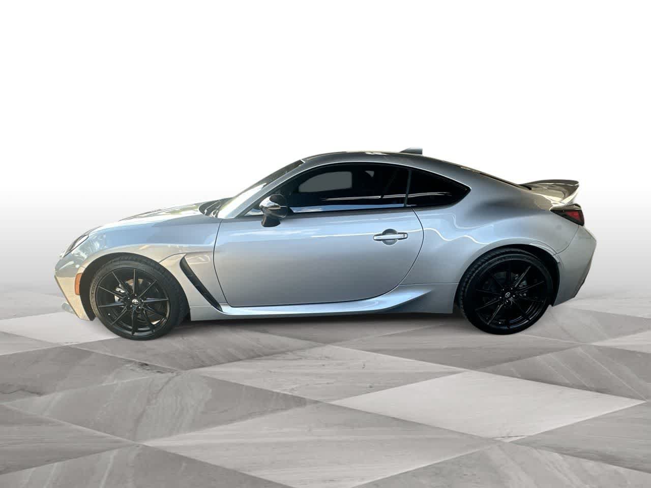 Used 2025 Toyota GR86 Premium RWD image 5