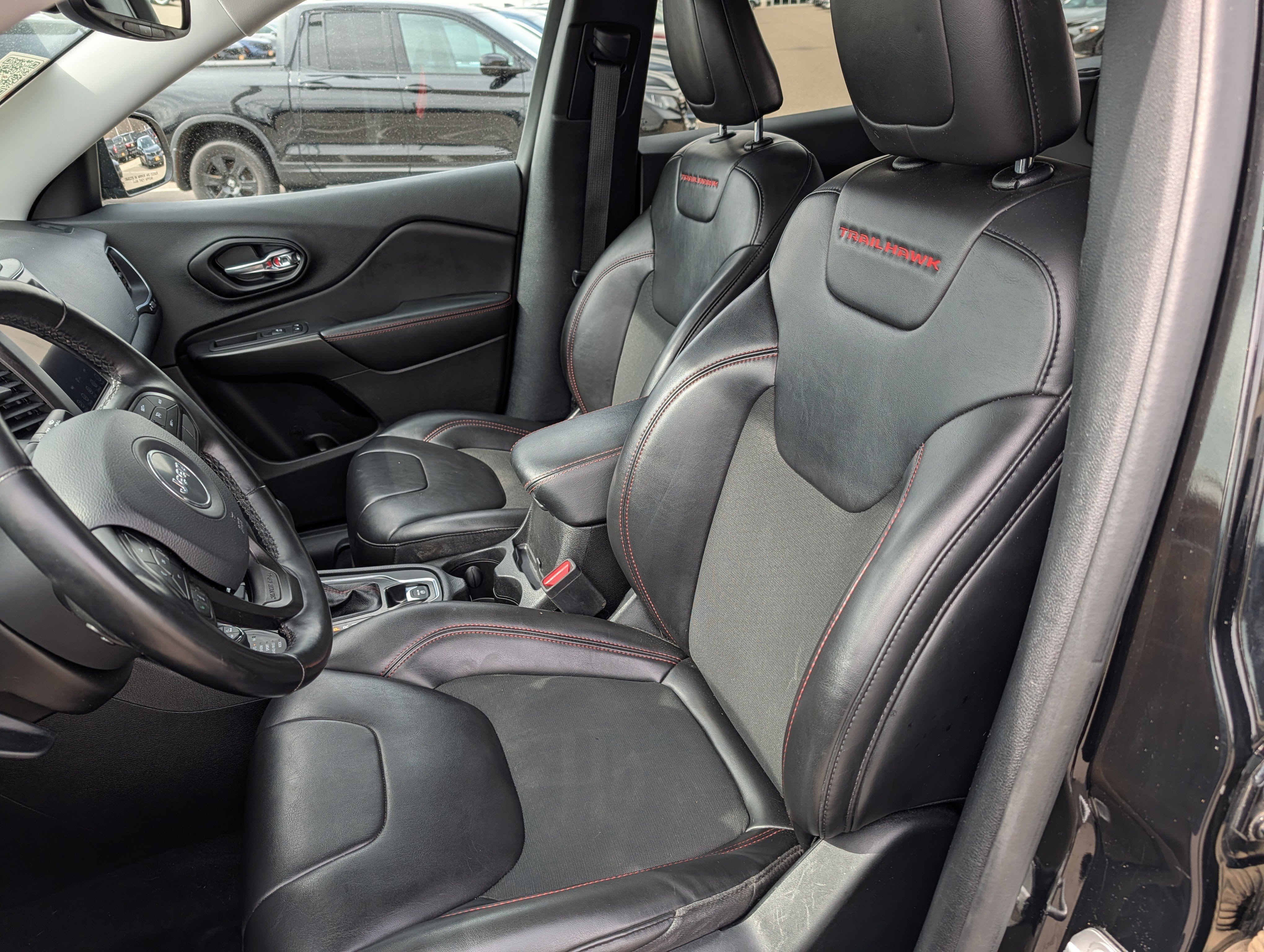 Used 2020 Jeep Cherokee Trailhawk w/ Comfort/Convenience Group image 21