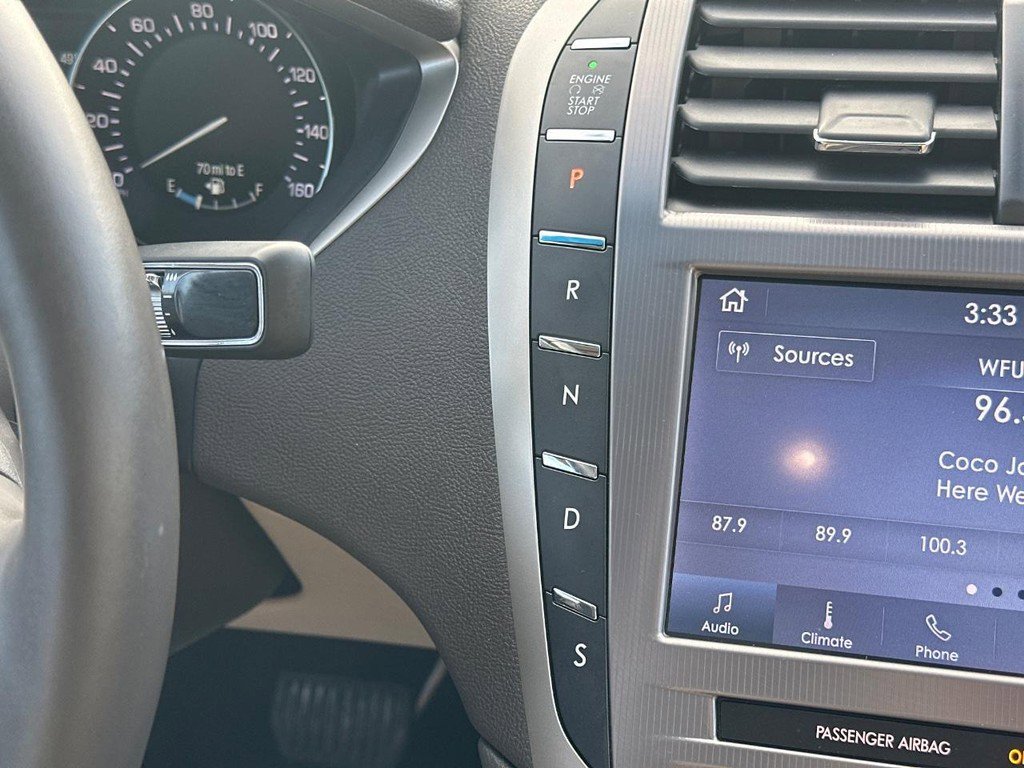 Used 2020 Lincoln MKZ Reserve w/ Elements Package image 16