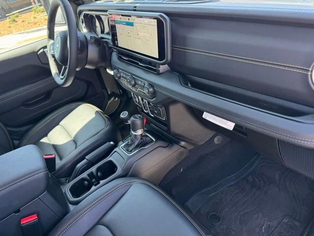 New 2026 Jeep Gladiator Sport AWD/4WD image 25