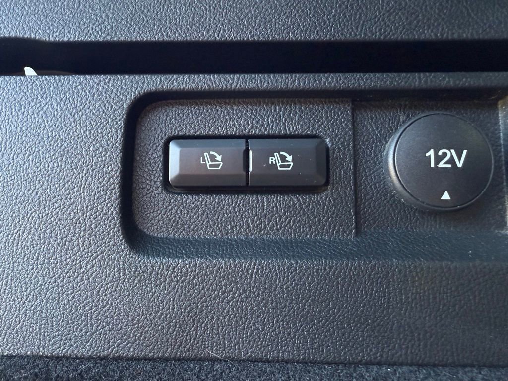 Used 2020 Lincoln Nautilus Reserve w/ Monochromatic Package image 11