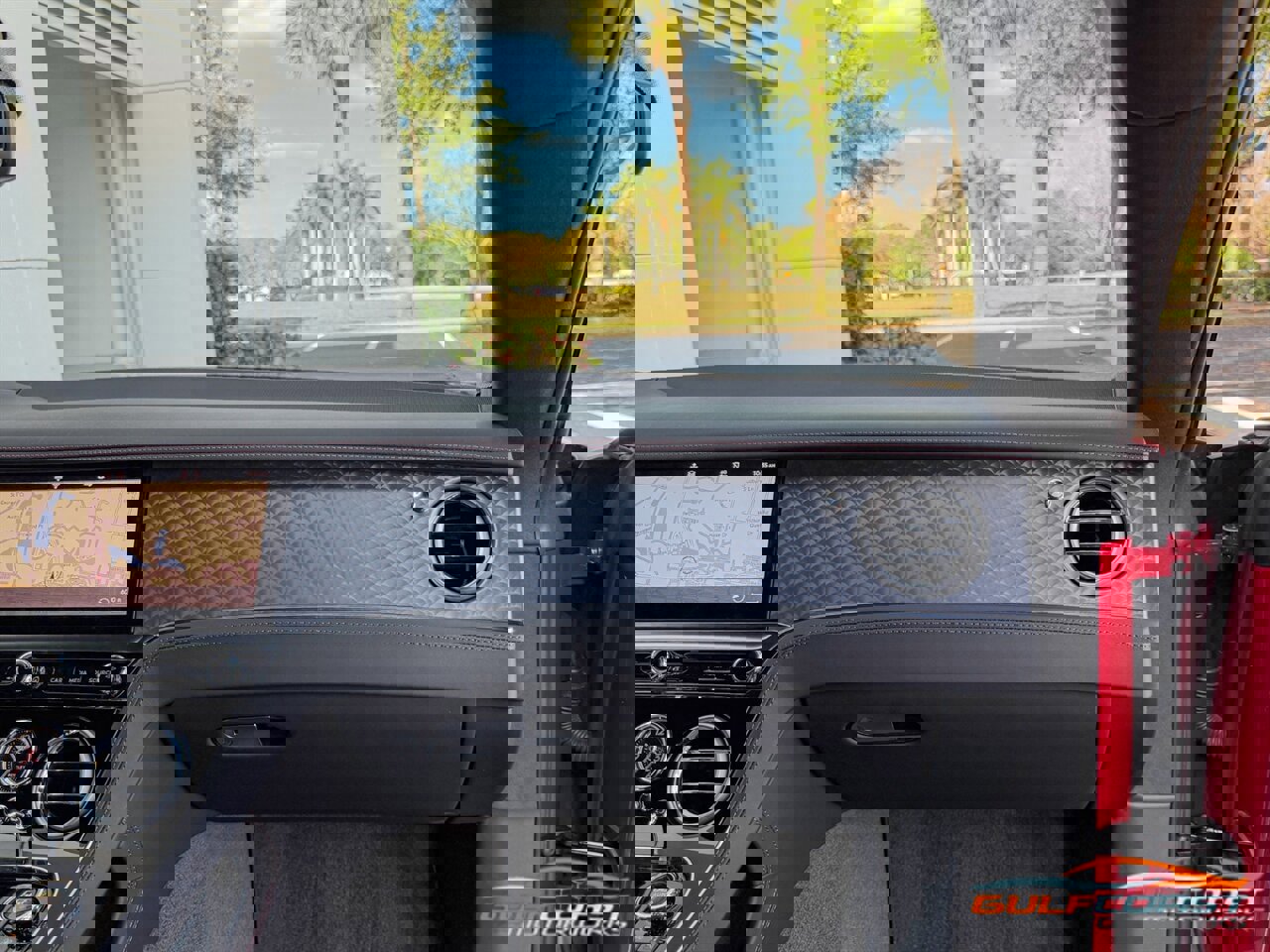 Used 2024 Bentley Continental GT V8 image 41