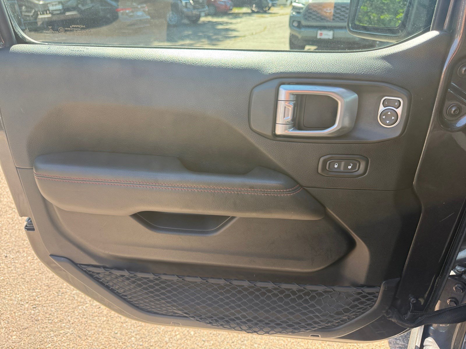 Used 2019 Jeep Wrangler Unlimited Rubicon AWD/4WD image 13