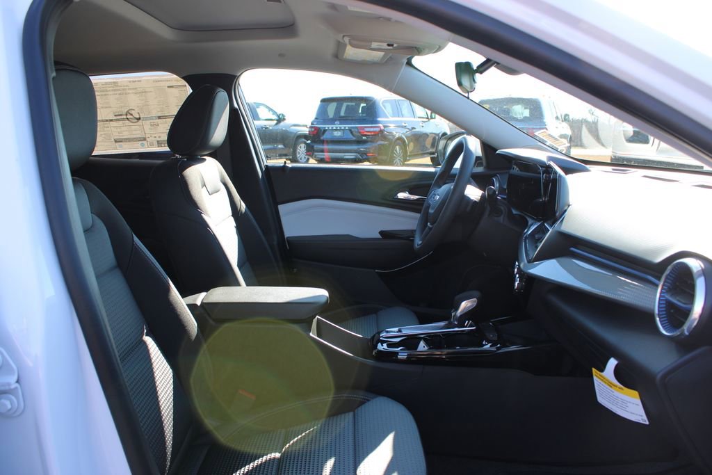 New 2026 Chevrolet Trax LT w/ Sunroof Package image 25