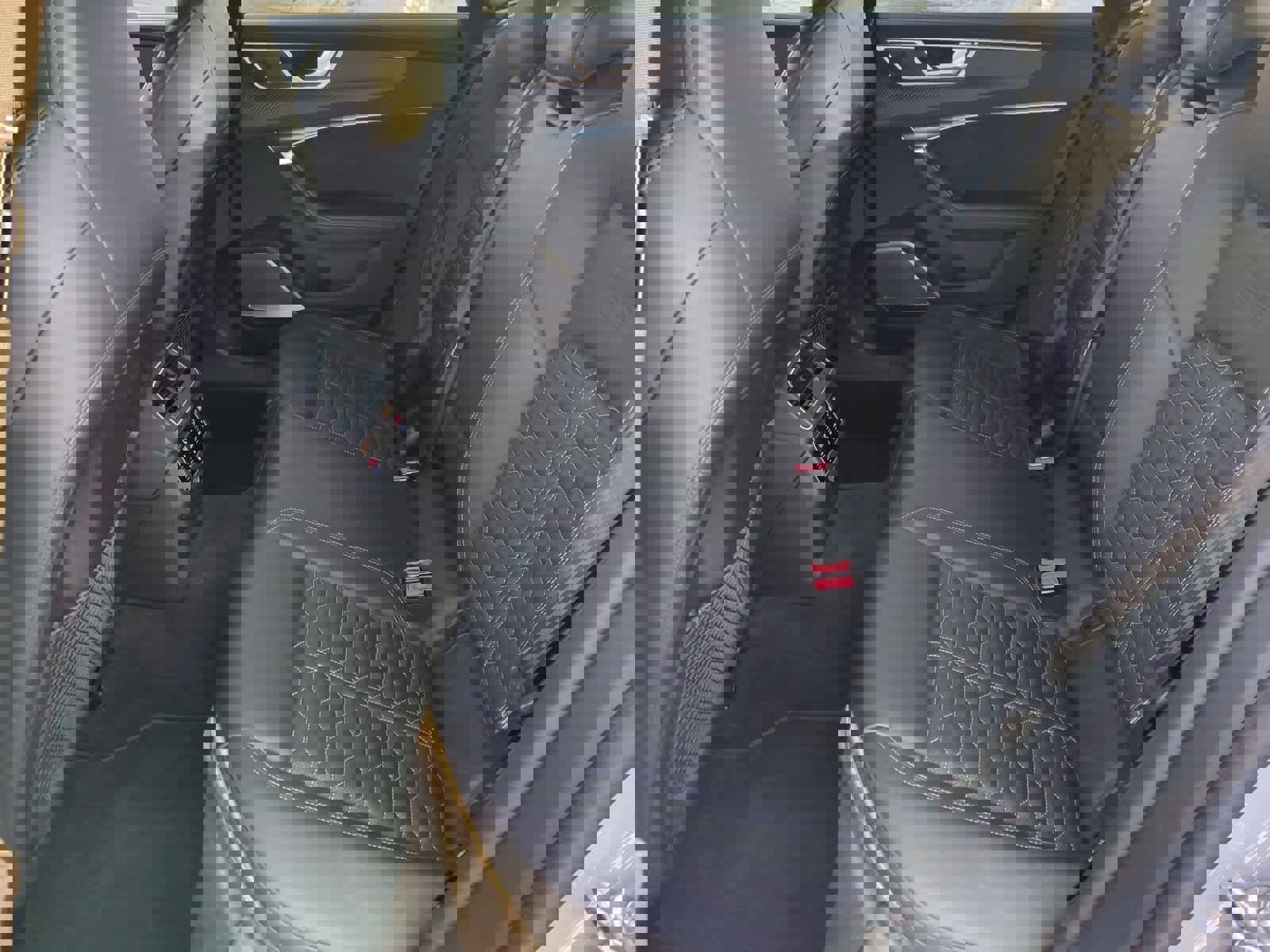 Used 2021 Audi RS 7 Sportback w/ Carbon Optic Package image 20