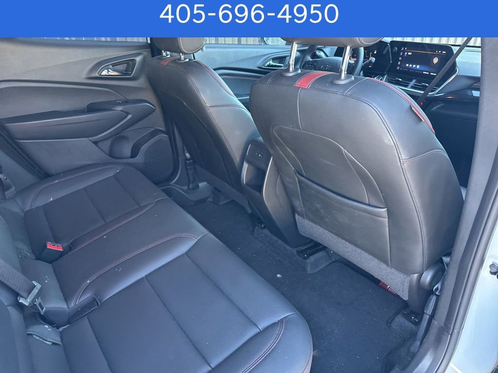 Used 2025 Chevrolet Trax RS w/ Driver Confidence Package image 15