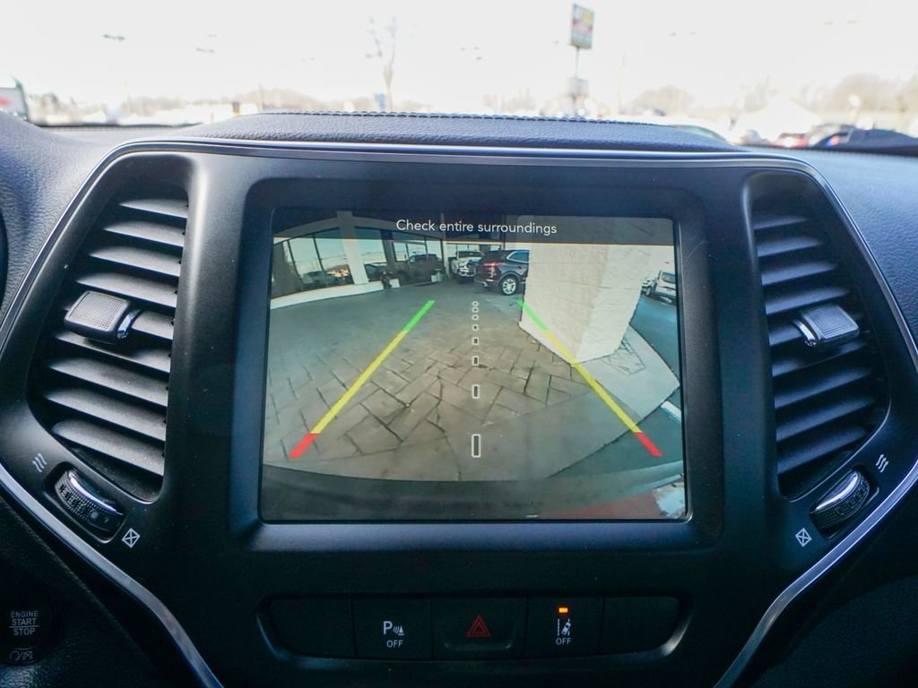 Used 2021 Jeep Cherokee Latitude Lux 80th Anniv w/ Quick Order Package 26U 80TH image 21