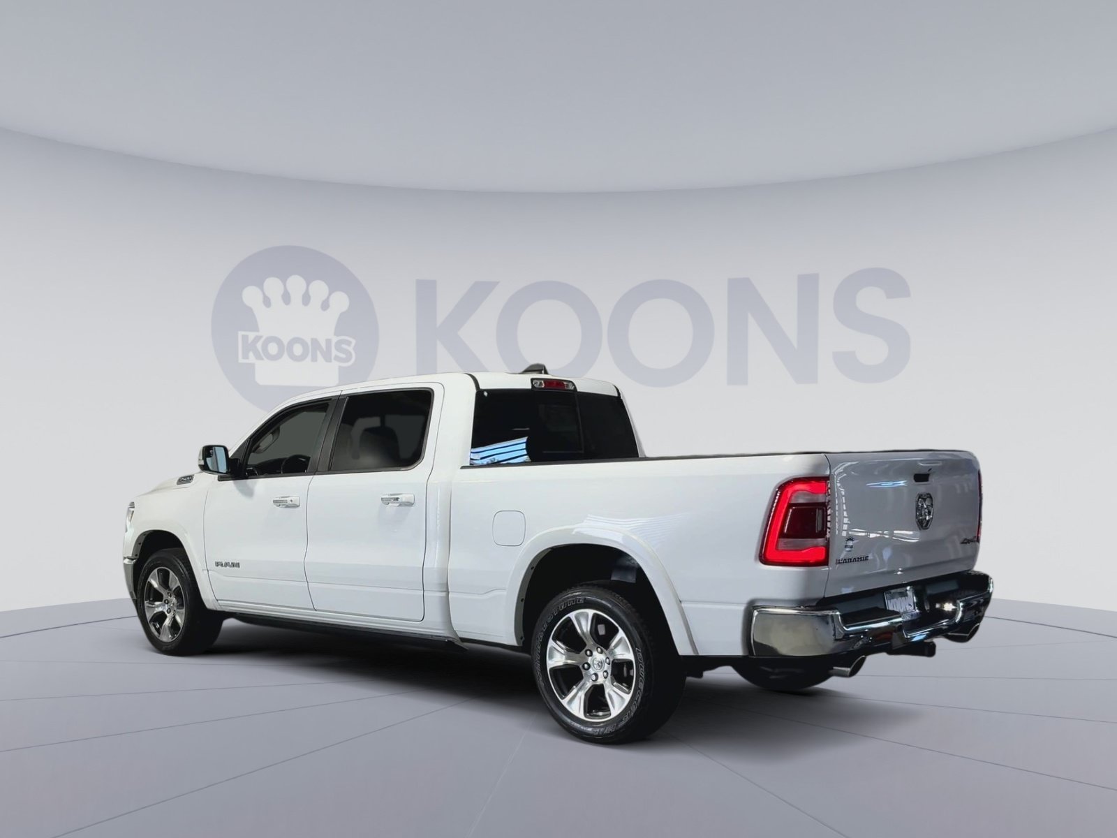 Used 2022 RAM 1500 Laramie AWD/4WD image 8