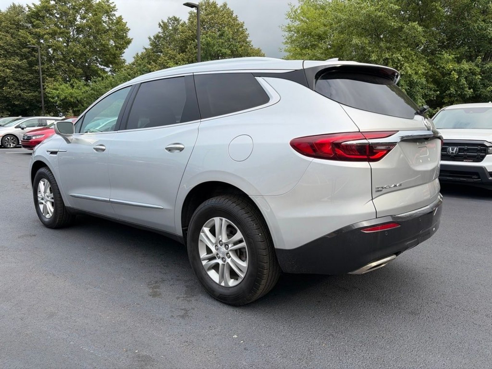 Used 2020 Buick Enclave Premium w/ Trailering Package, 5000 lbs. AWD/4WD image 9