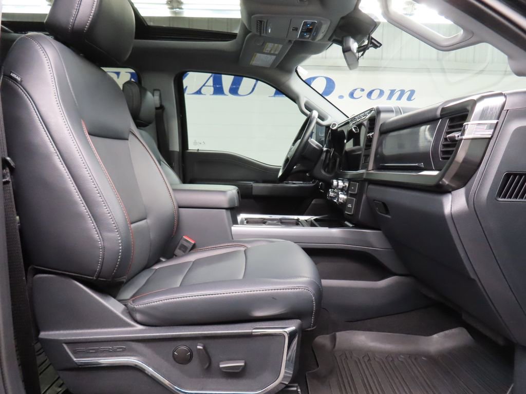 Used 2024 Ford F350 Lariat w/ Chrome Package image 36