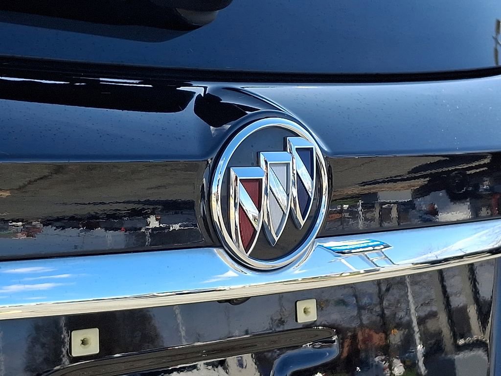 Used 2022 Buick Encore Preferred w/ Safety Package image 29