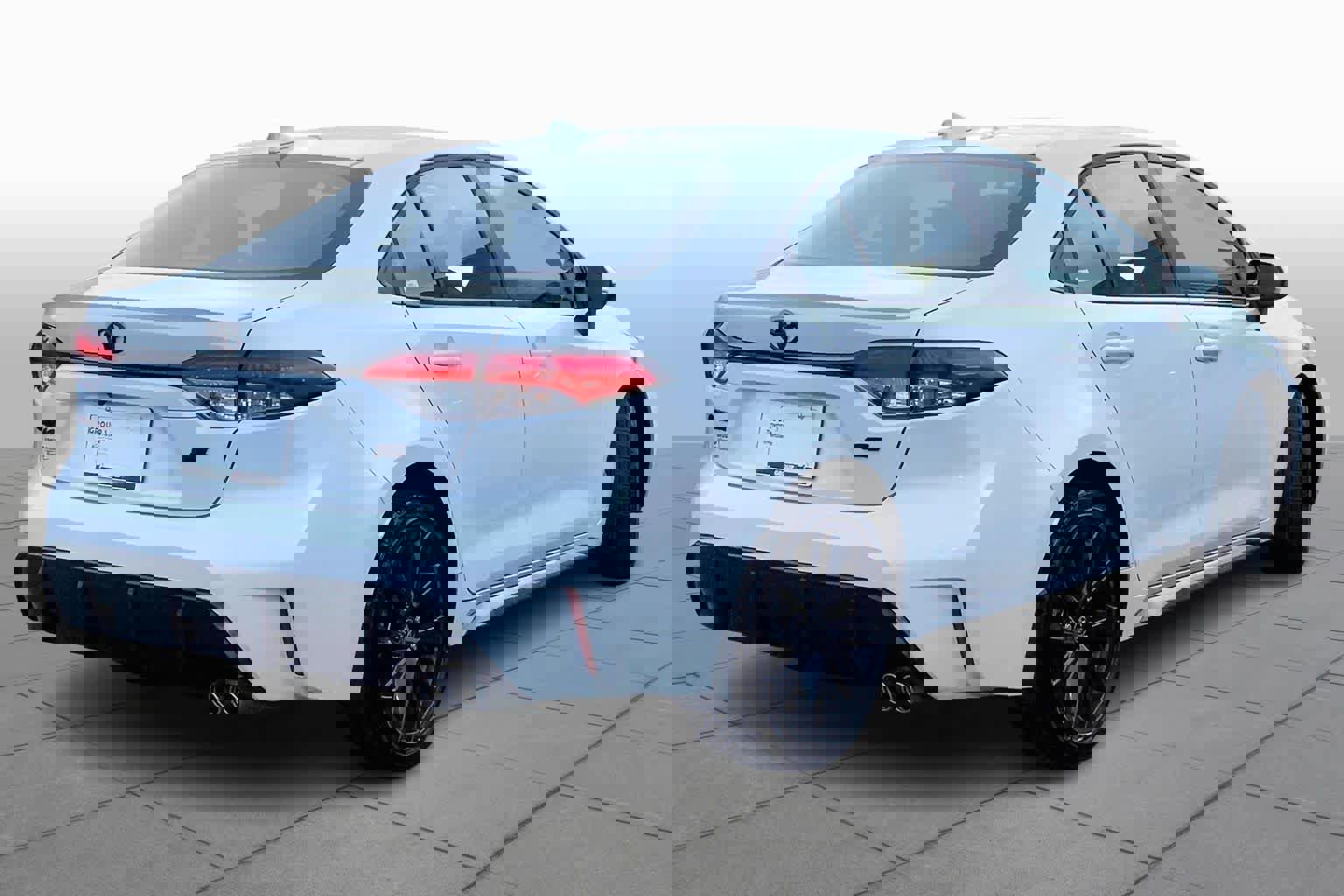 Used 2025 Toyota Corolla SE image 13