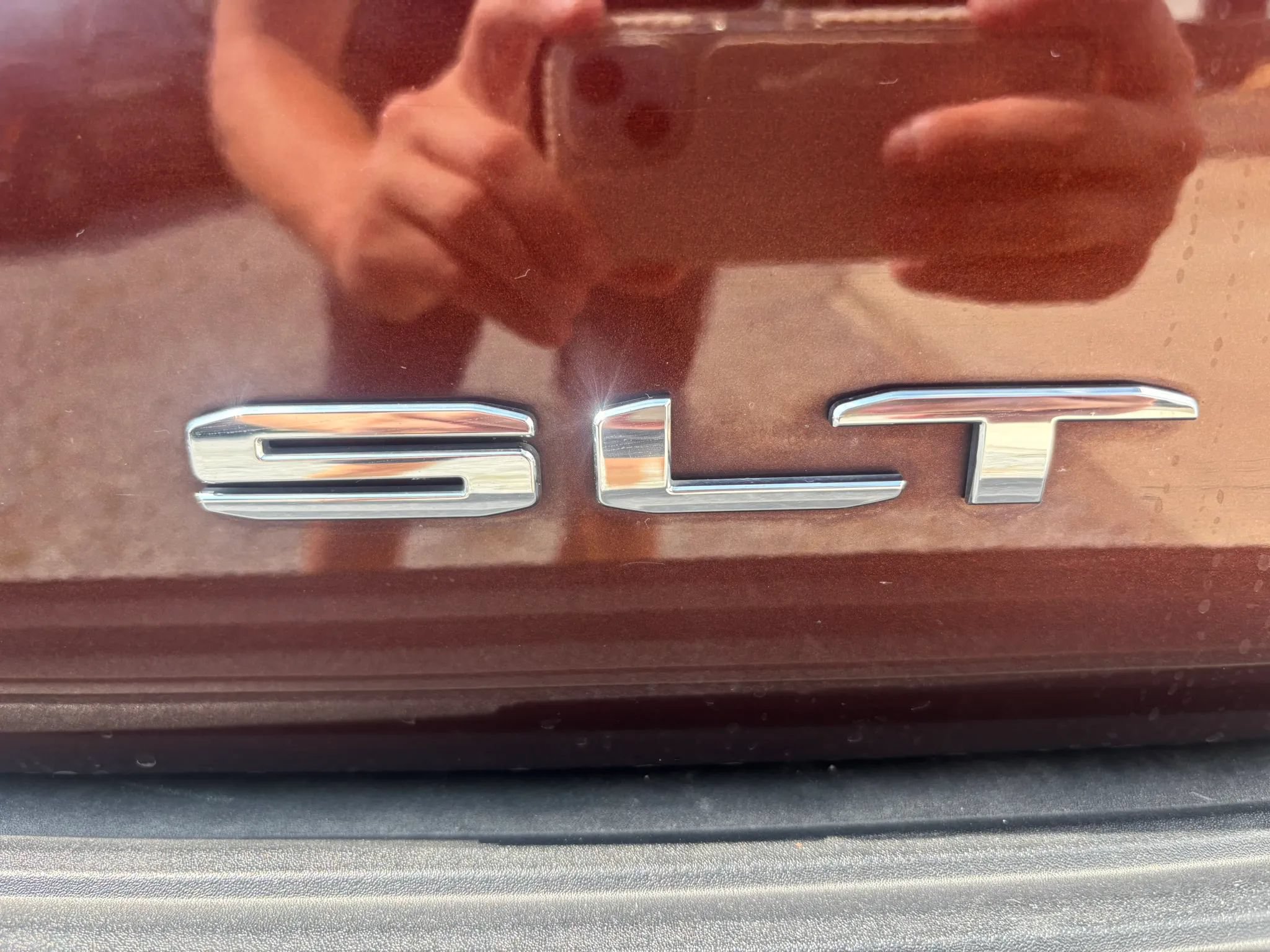 Used 2022 GMC Yukon XL SLT w/ SLT Premium Package AWD/4WD image 6