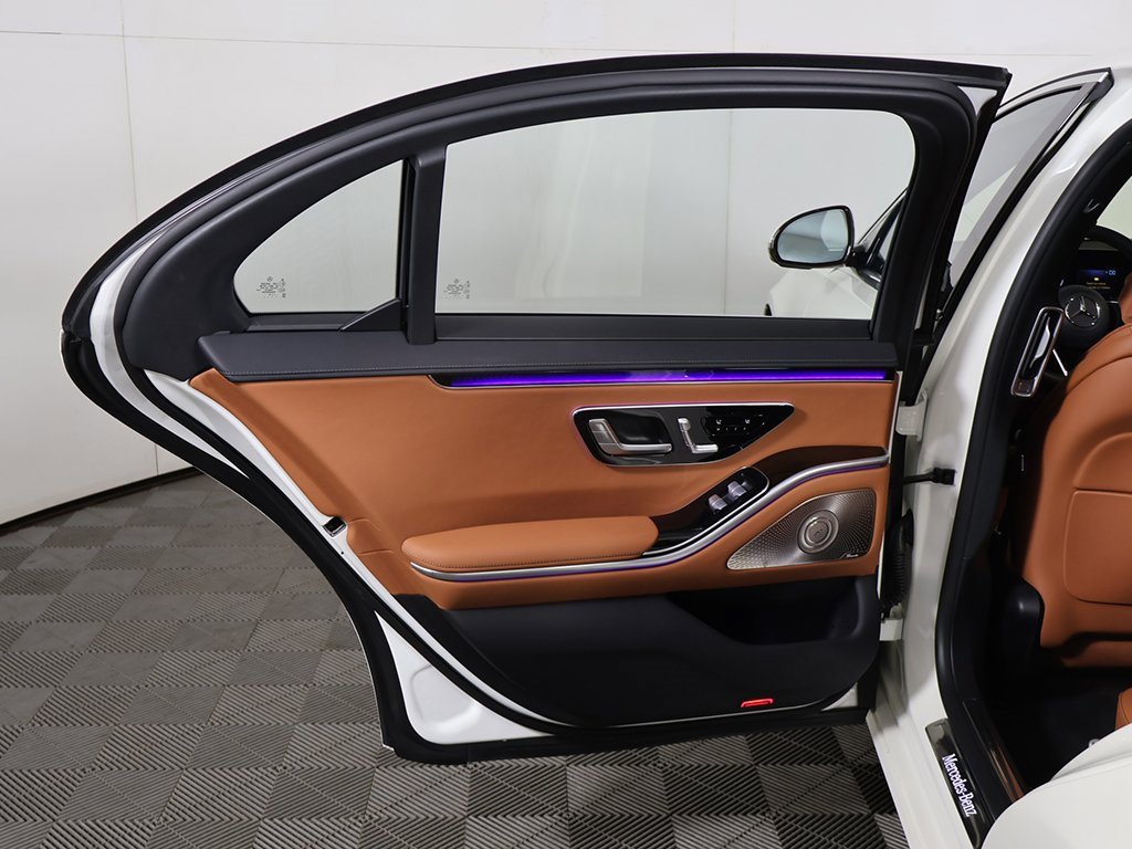 Used 2023 Mercedes-Benz S 500 S 500 image 26