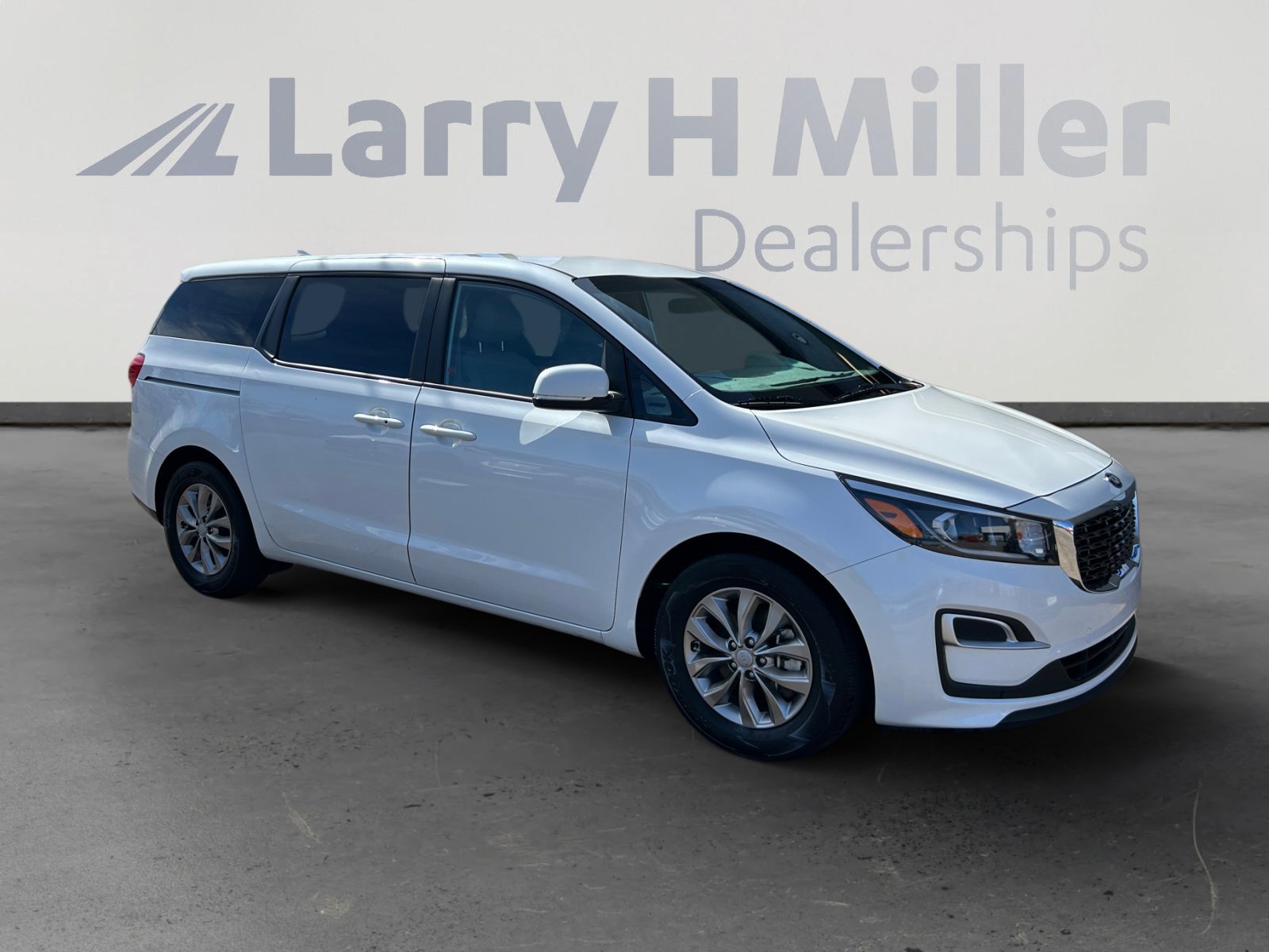 Used 2021 Kia Sedona LX image 8