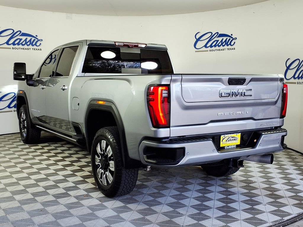 Used 2025 GMC Sierra 2500 Denali Ultimate image 2
