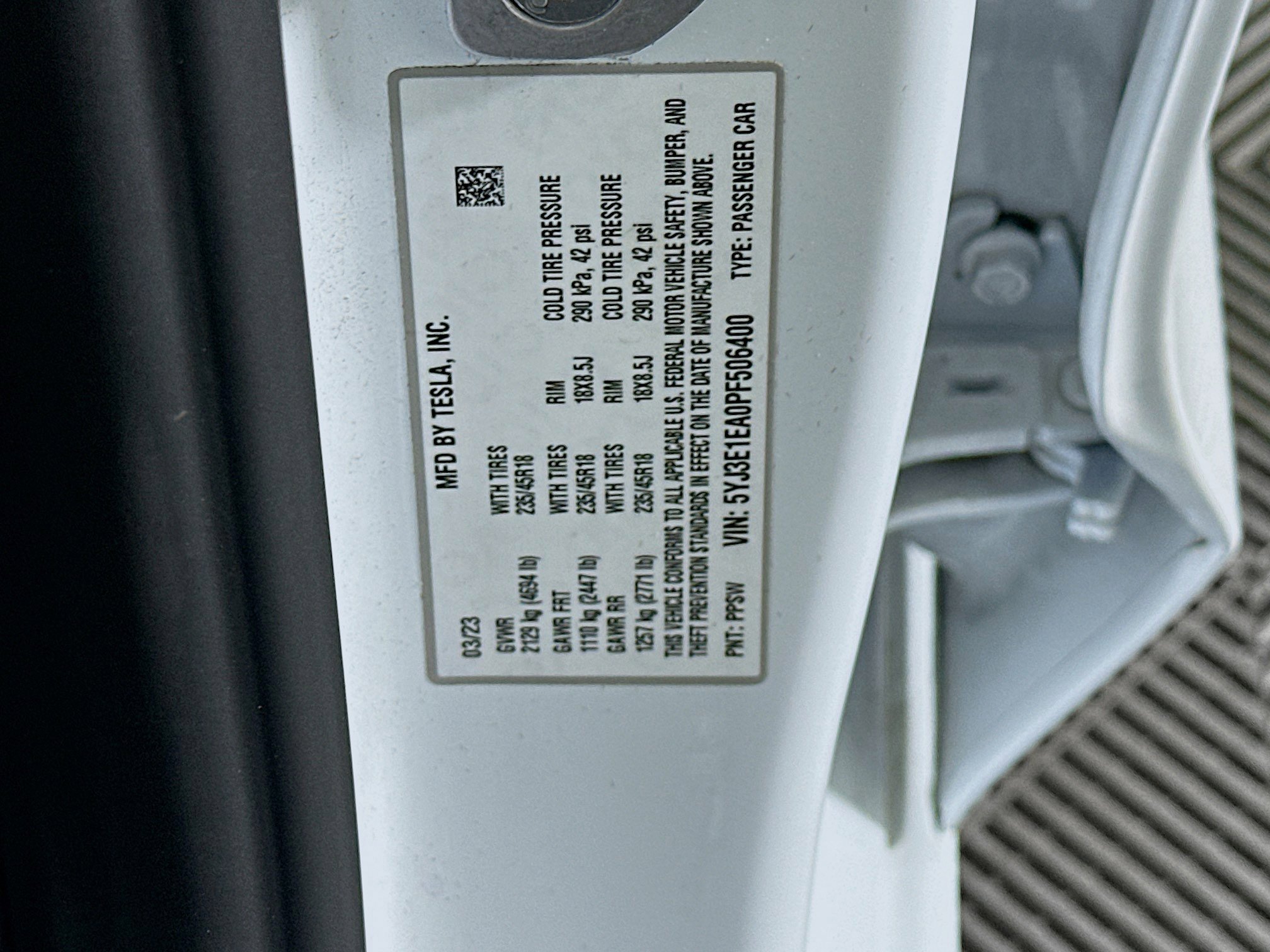 Used 2023 Tesla Model 3 Standard Range RWD image 12