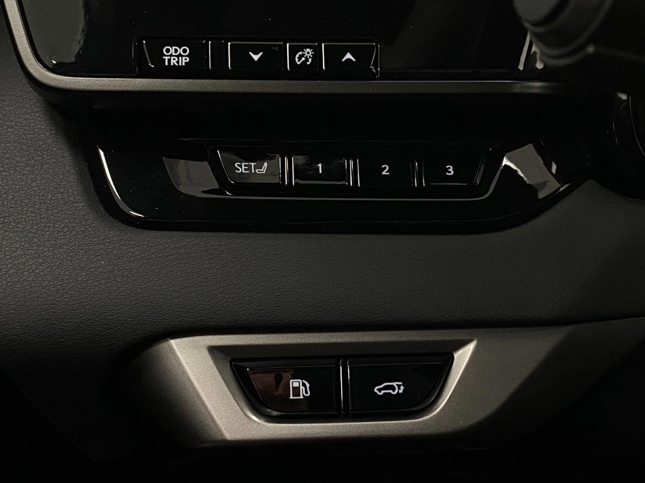 Certified 2025 Lexus RX 350 AWD image 14