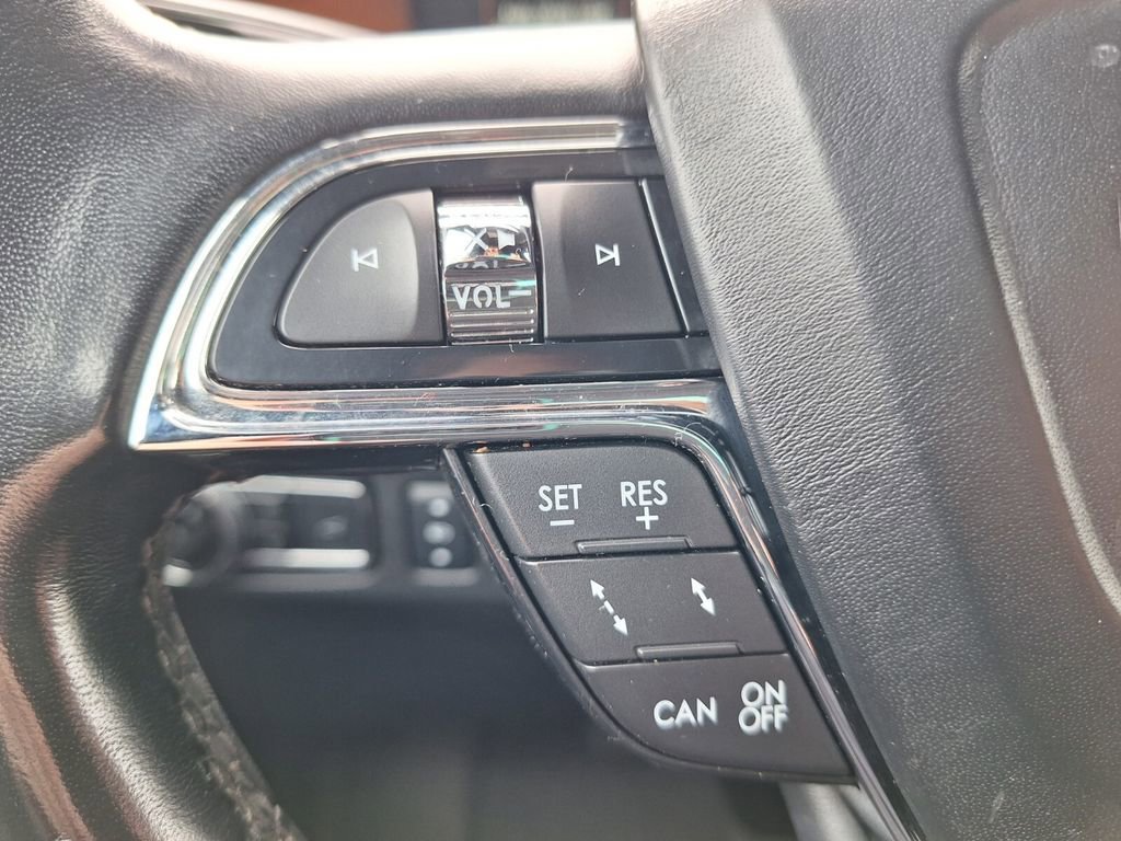 Used 2018 Lincoln Navigator L Reserve w/ Technology Package image 13