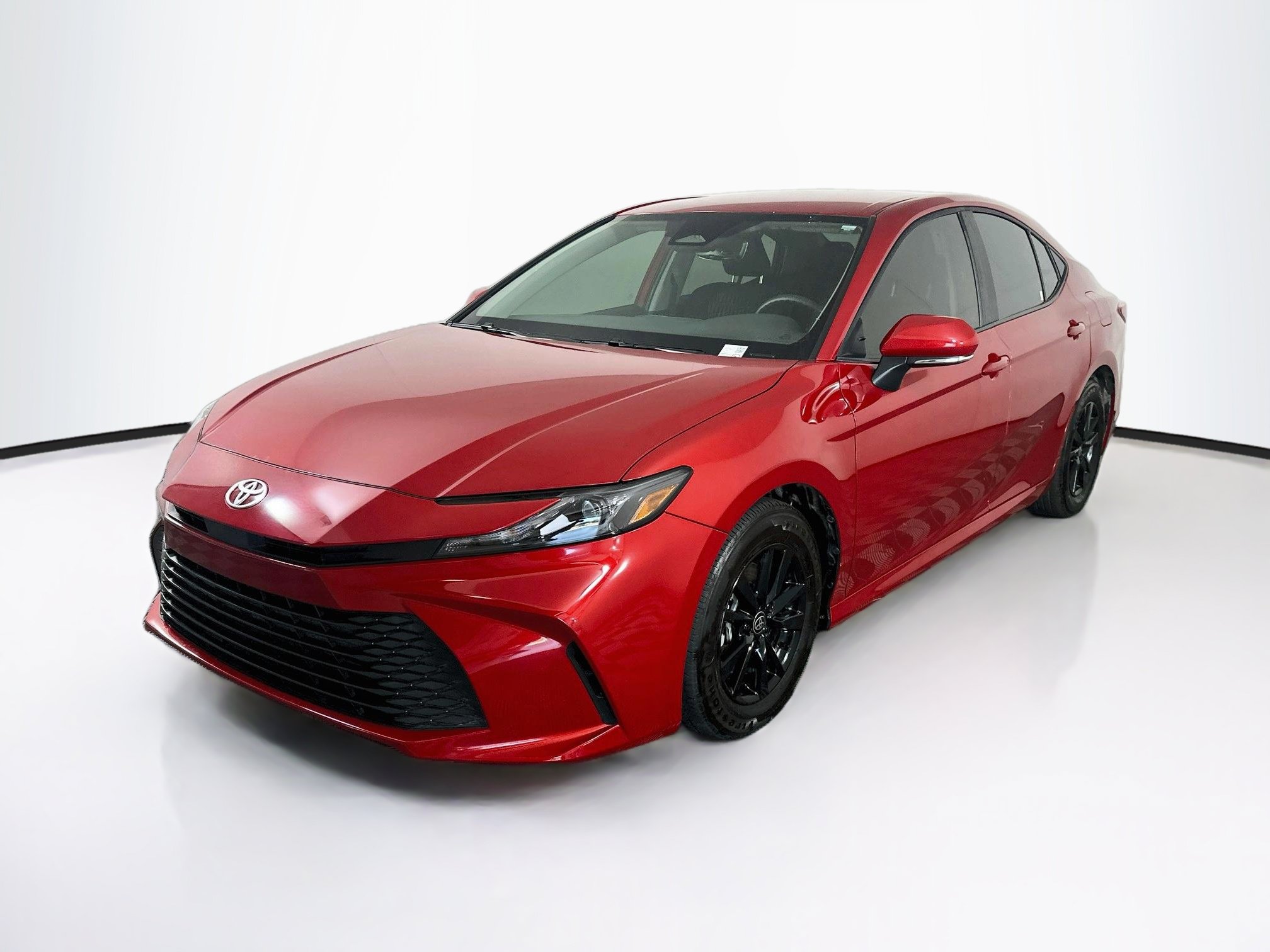 Used 2025 Toyota Camry LE FWD image 3