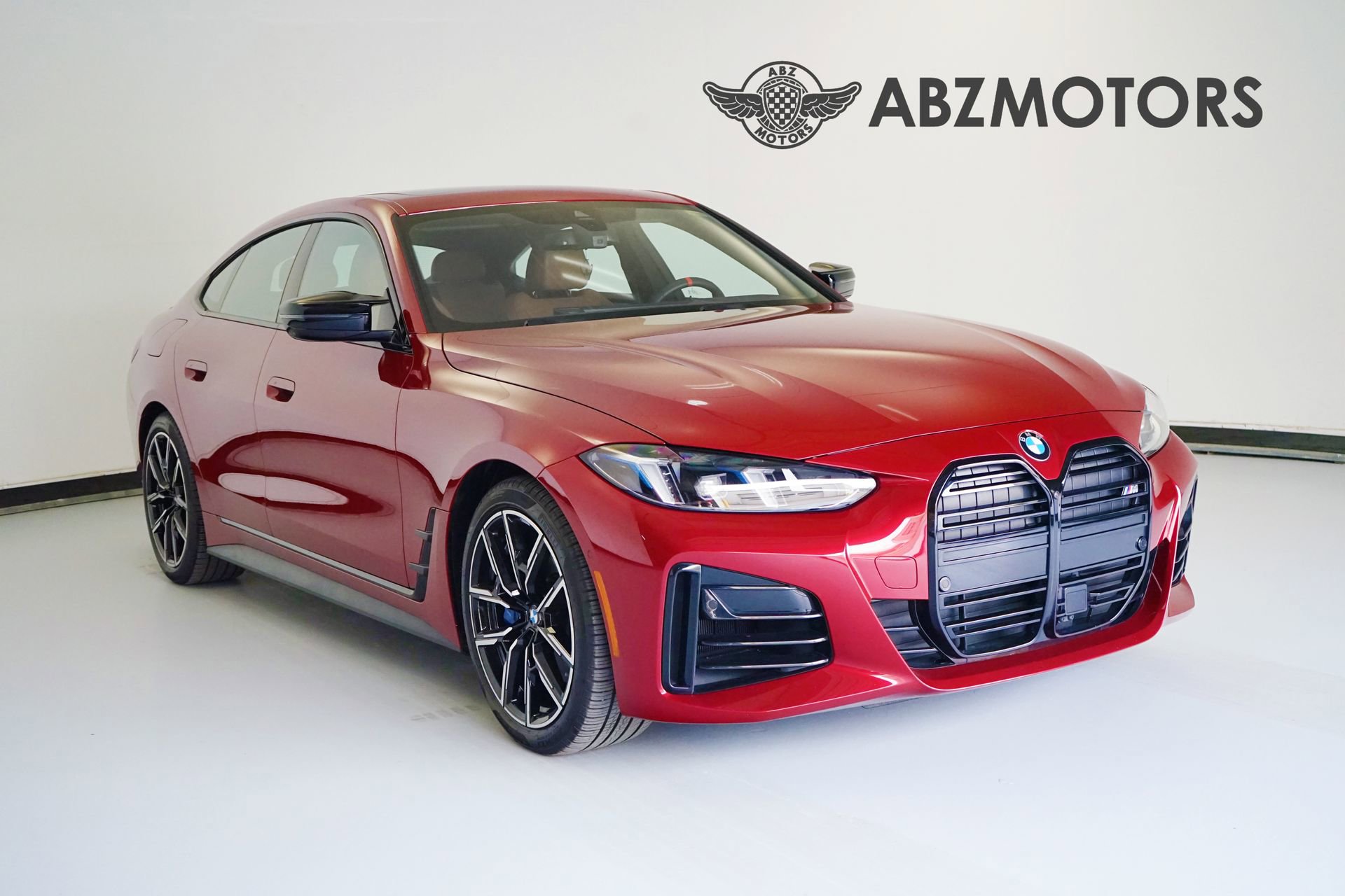 Used 2026 BMW M440i w/ Premium Package image 1