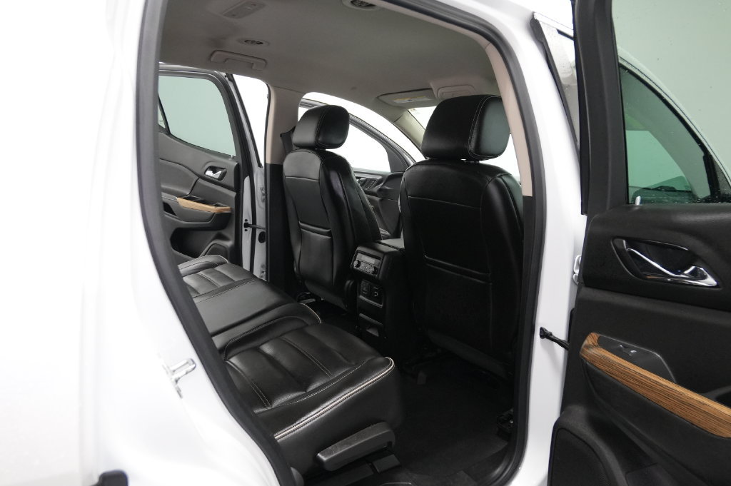 Used 2017 GMC Acadia Denali AWD/4WD image 28