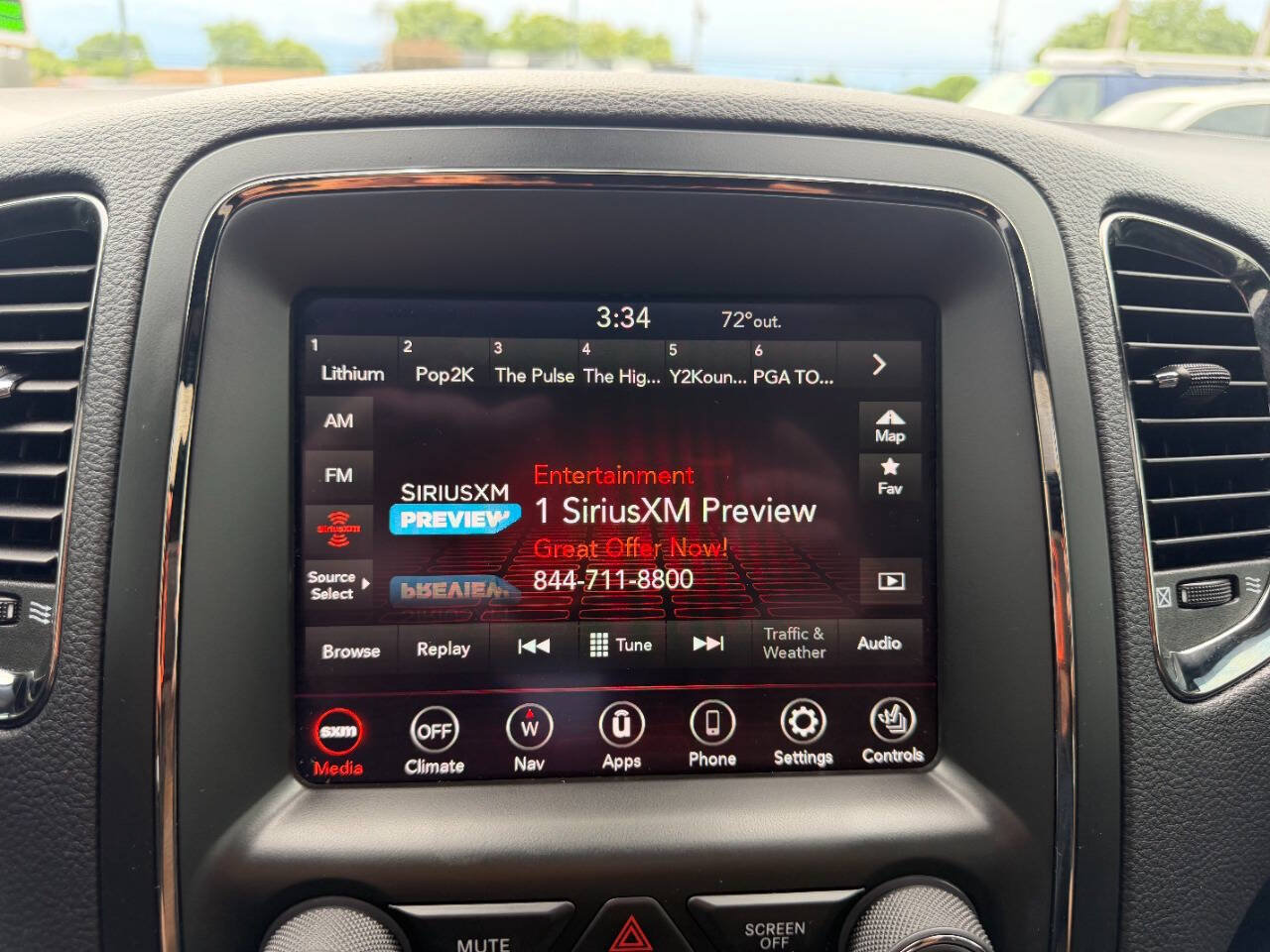 Used 2018 Dodge Durango R/T w/ Technology Group AWD/4WD image 29