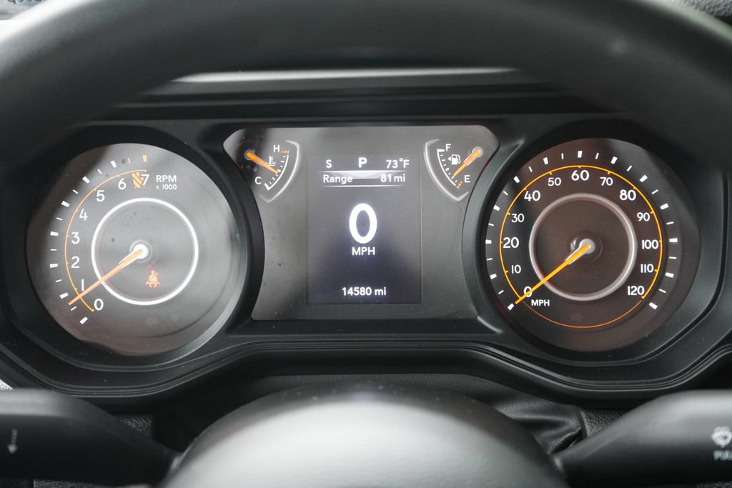 Used 2024 Jeep Gladiator Sport AWD/4WD image 16