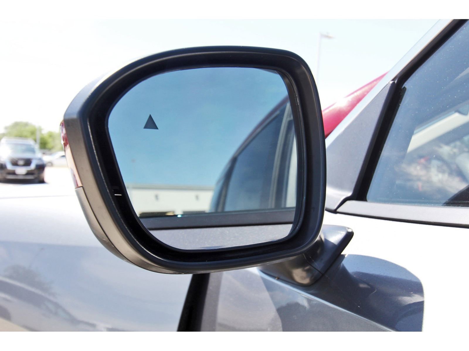 Certified 2025 Nissan Kicks SV image 10