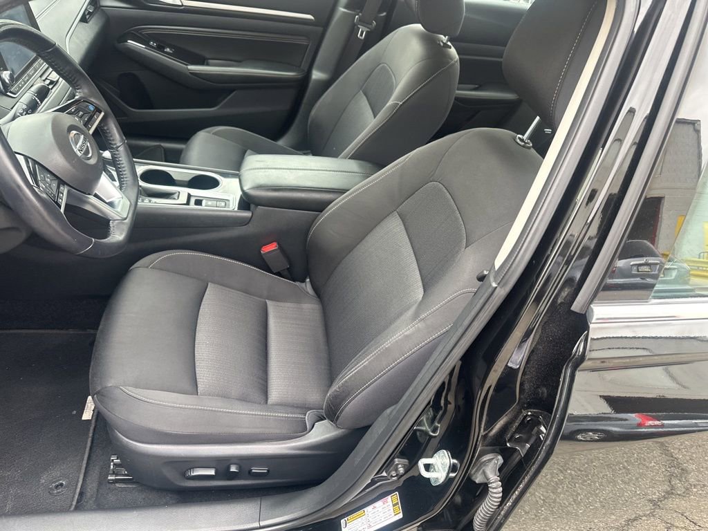 Used 2020 Nissan Altima 2.5 SV image 11