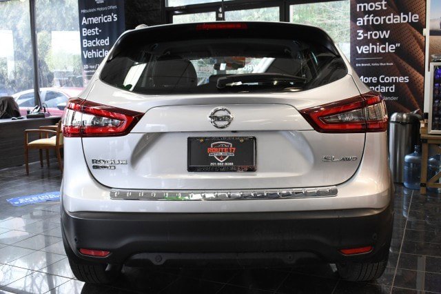 Used 2022 Nissan Rogue Sport SL AWD/4WD image 11