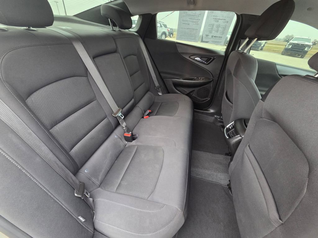 Used 2022 Chevrolet Malibu LT image 26