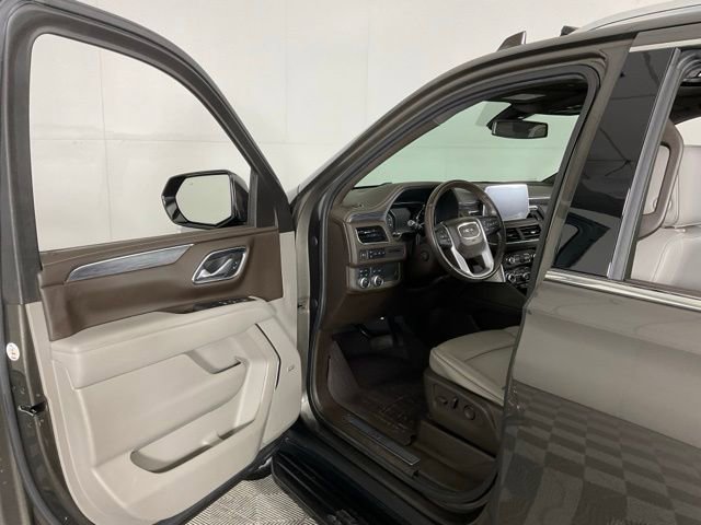 Used 2021 GMC Yukon SLT w/ SLT Premium Package image 27