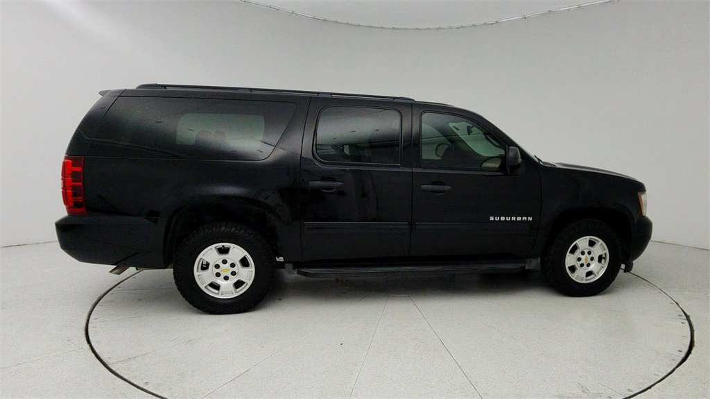 Used 2009 Chevrolet Suburban LS image 7