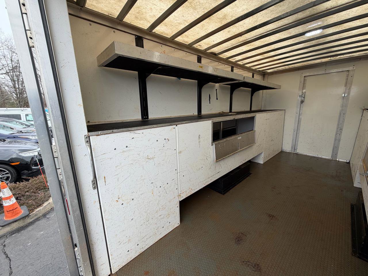 Used 2023 Ford E-450 and Econoline 450 Super Duty w/ Power Windows & Locks Group RWD image 19