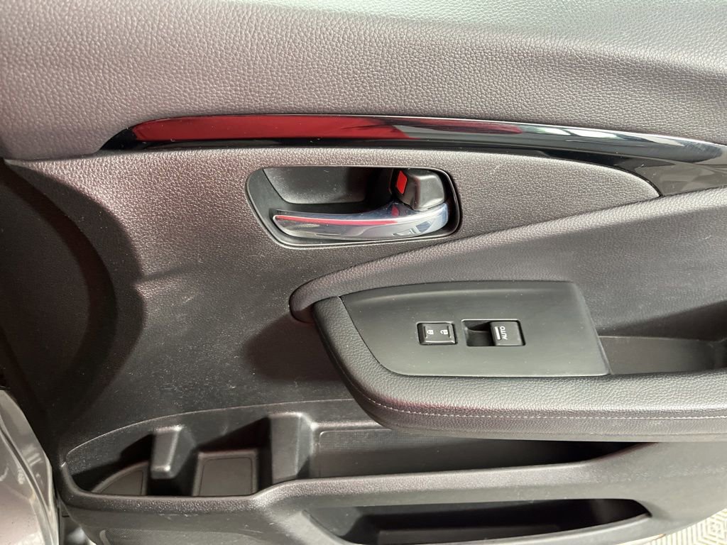 Certified 2021 Honda Passport Touring image 23