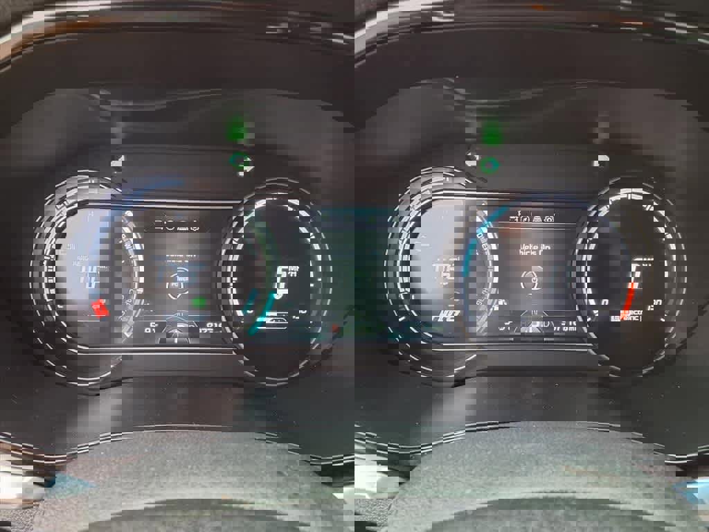 Used 2022 Kia Niro EX image 19