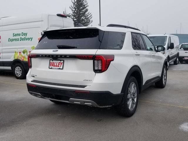 New 2026 Ford Explorer Active w/ Active Comfort Package AWD/4WD image 2