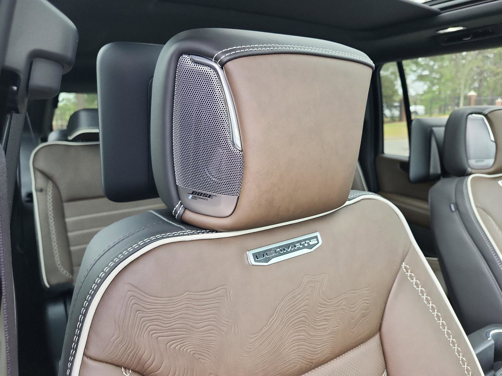 New 2026 GMC Yukon XL Denali Ultimate image 9